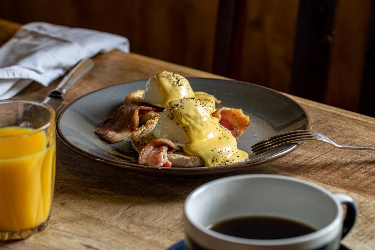The George At Backwell Bed & Breakfast Nailsea Bagian luar foto